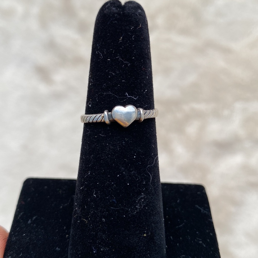 *SOLD*Sterling Silver Heart Ring - Picture 6 of 6
